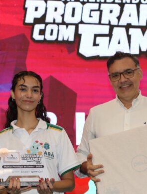 Projeto gratuito de programação para jovens do Ceará retorna com foco em inteligência artificial